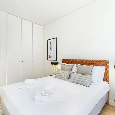 Large Terrace In Paraiso Ii By Innkeeper Appartement